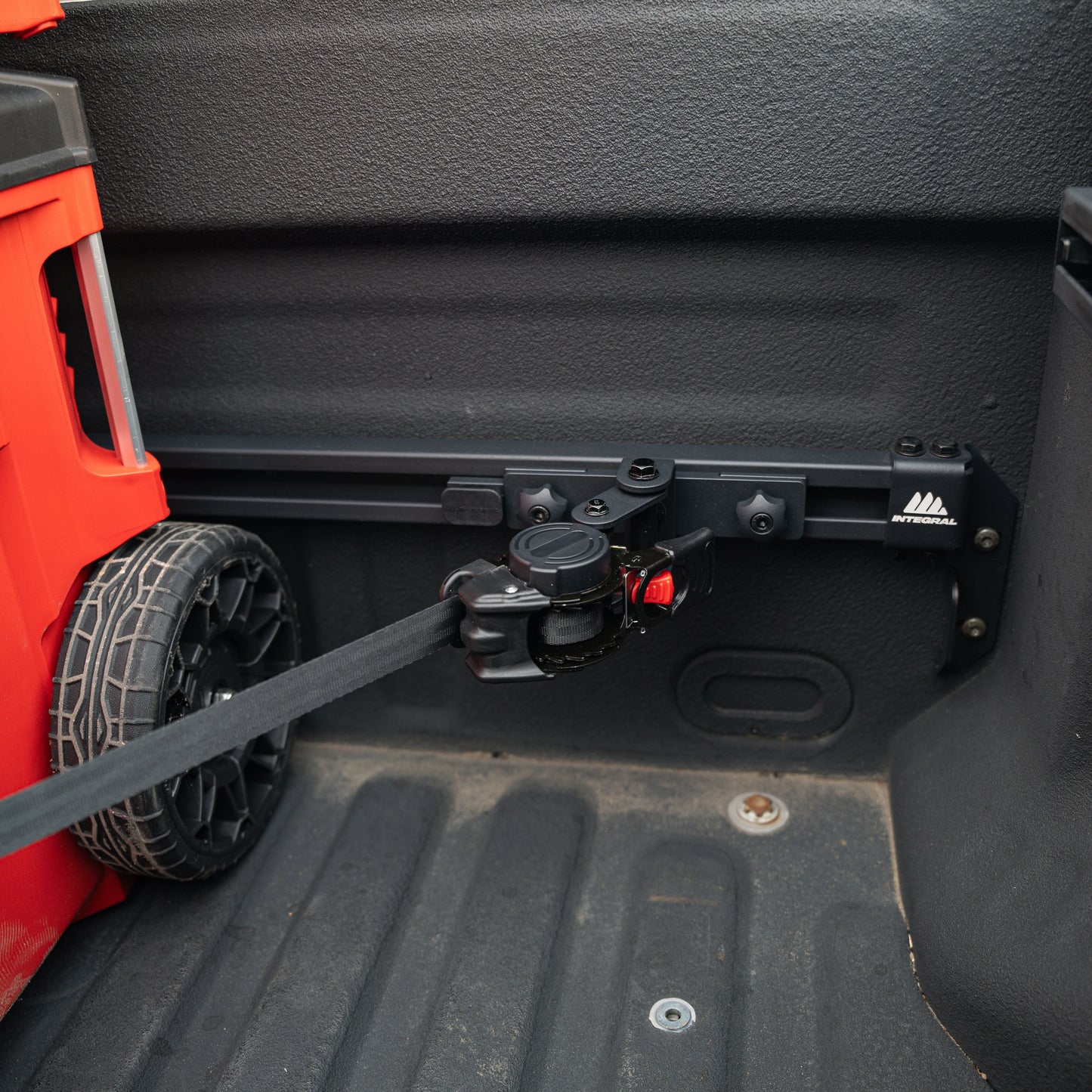 Integral Bulkhead Rail- F150 & Raptor 2015+ (5.5' Bed)