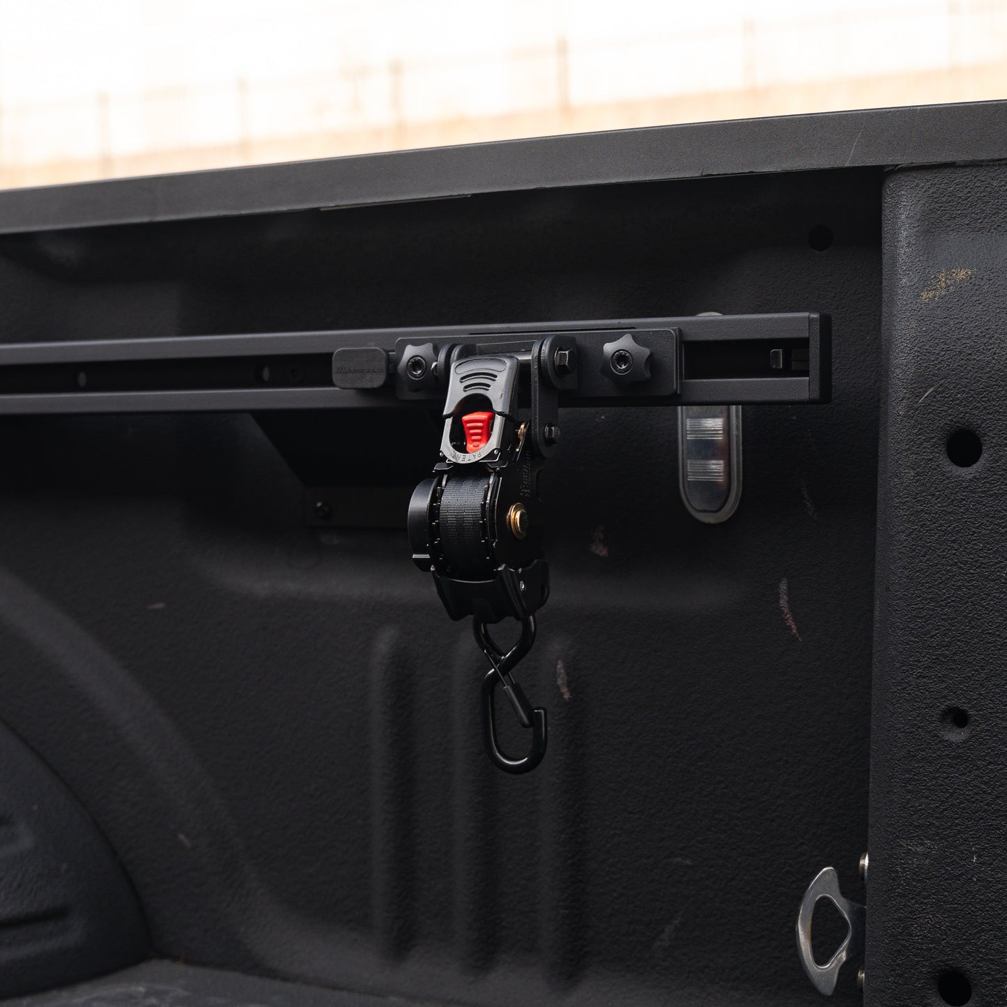 Integral Rails + Tie-down Cleats - Ford Super Duty 2017+