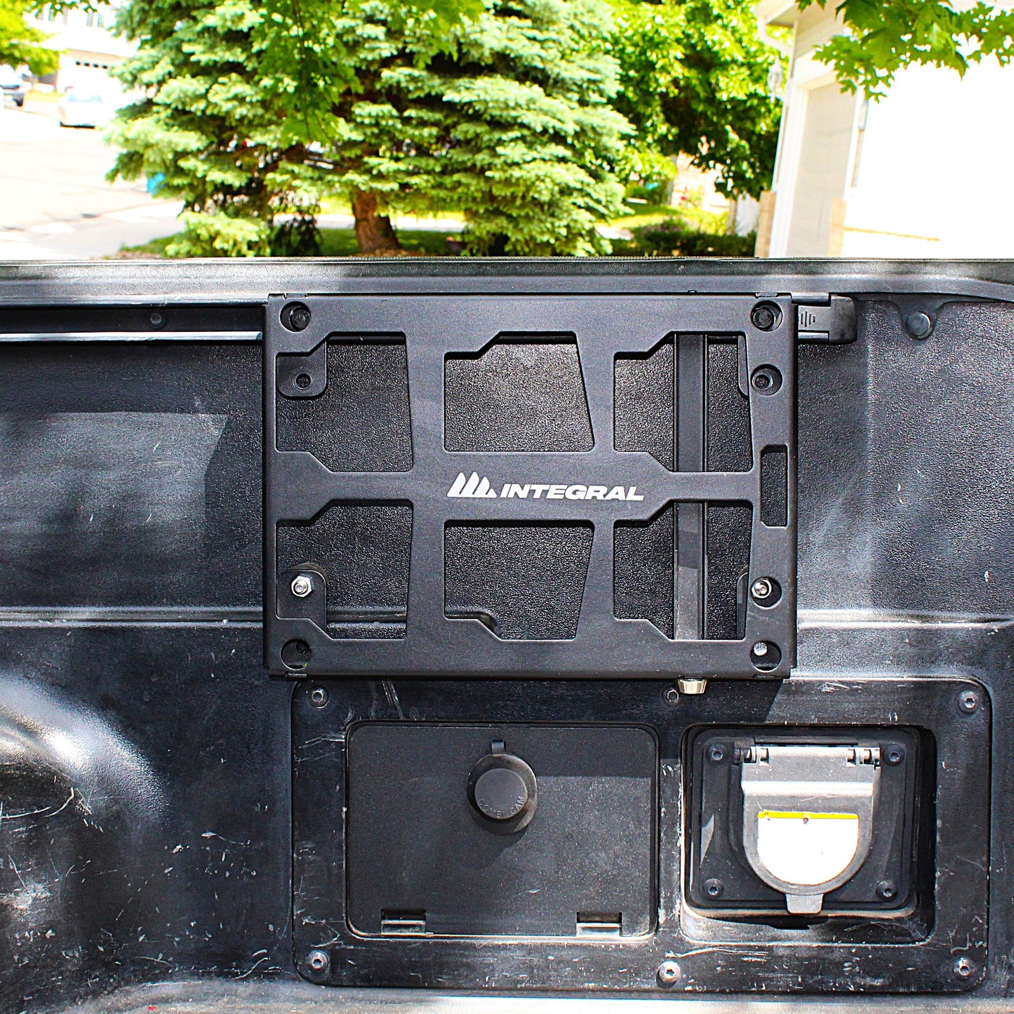 Integral Bedside Panel - Toyota Tacoma (2005+), Tundra (2007+), Jeep Gladiator (2019+)